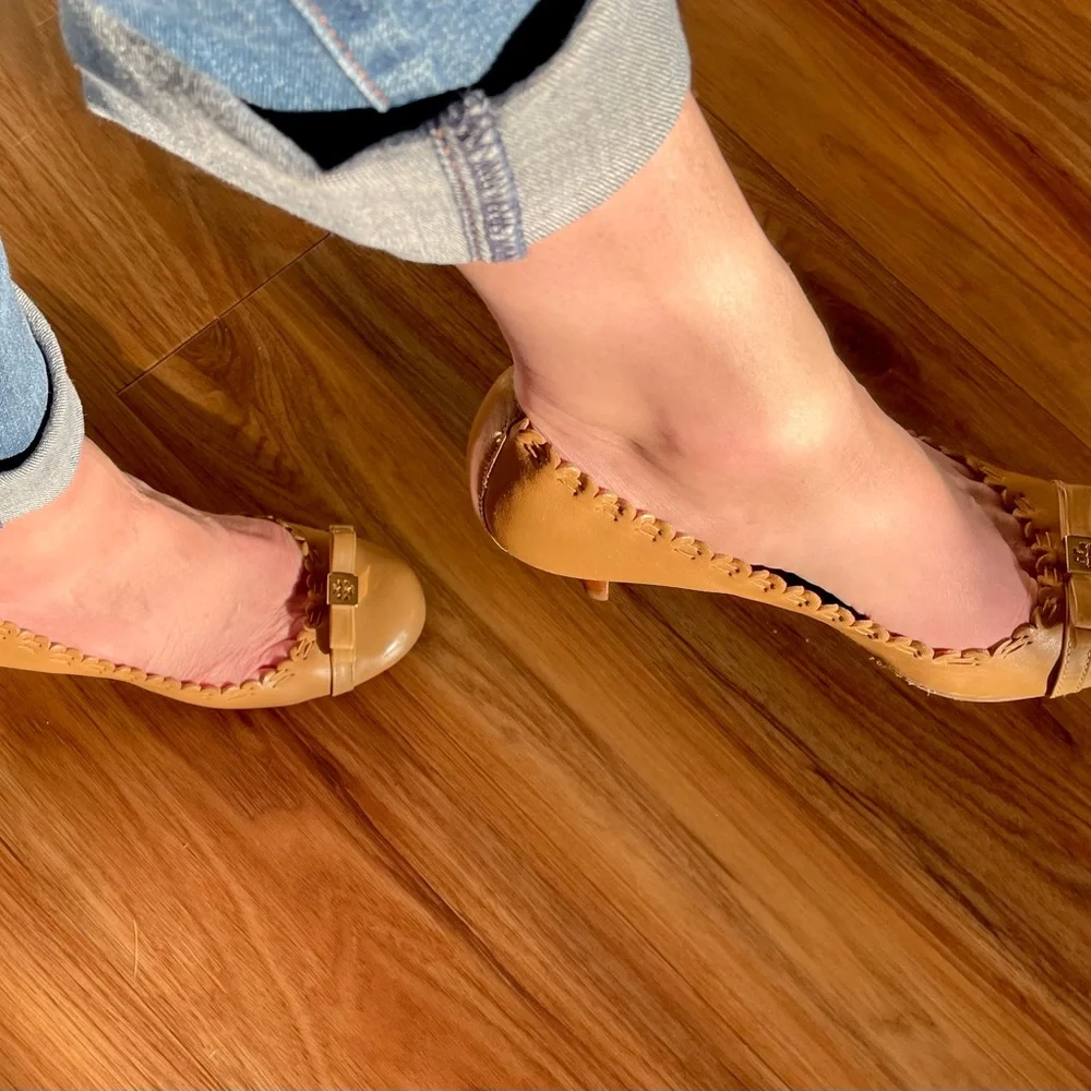 Vintage Tory Burch Heels ~  Host Pick ♥️ Excellent Condition! Size 8.5 - Picture 3 of 9